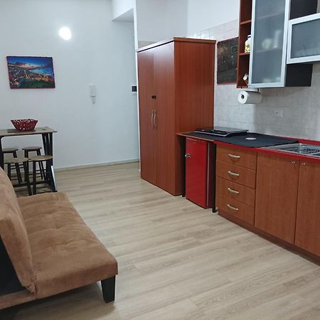A Casa Di Ilaria Apartment Наполи Екстериор снимка