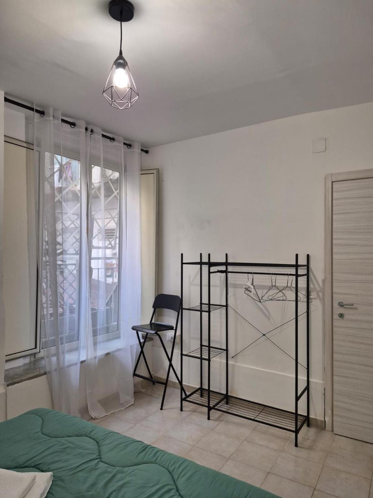 A Casa Di Ilaria Apartment Наполи Екстериор снимка
