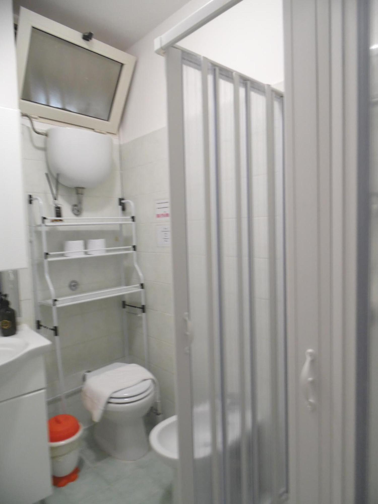 A Casa Di Ilaria Apartment Наполи Екстериор снимка